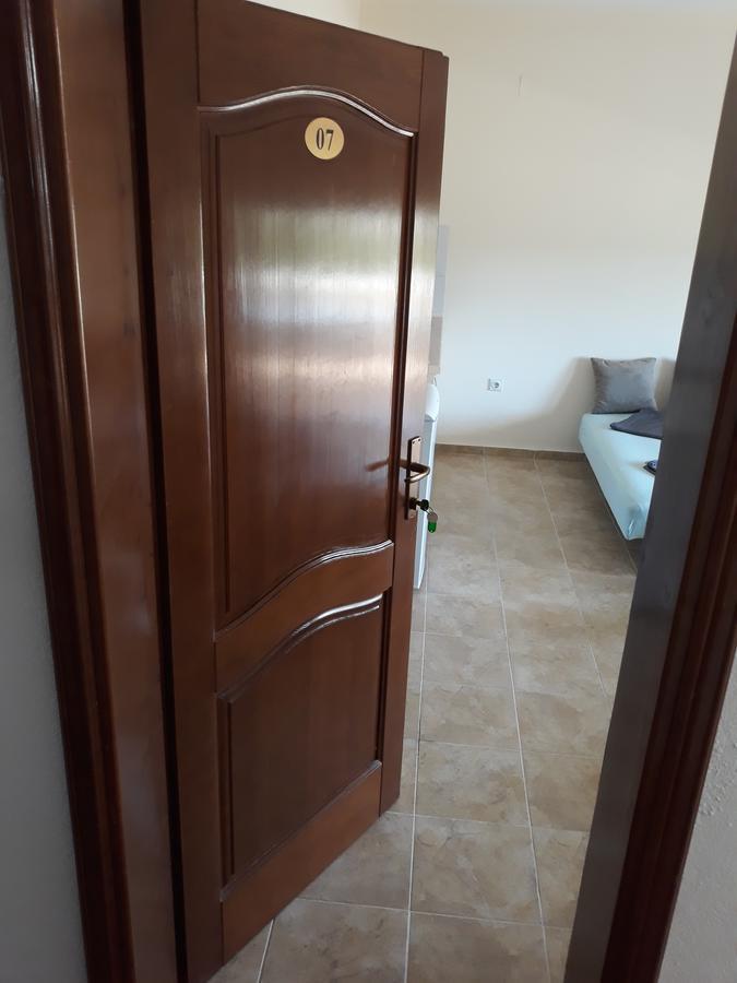 Korac Apartments Ulcinj Eksteriør bilde